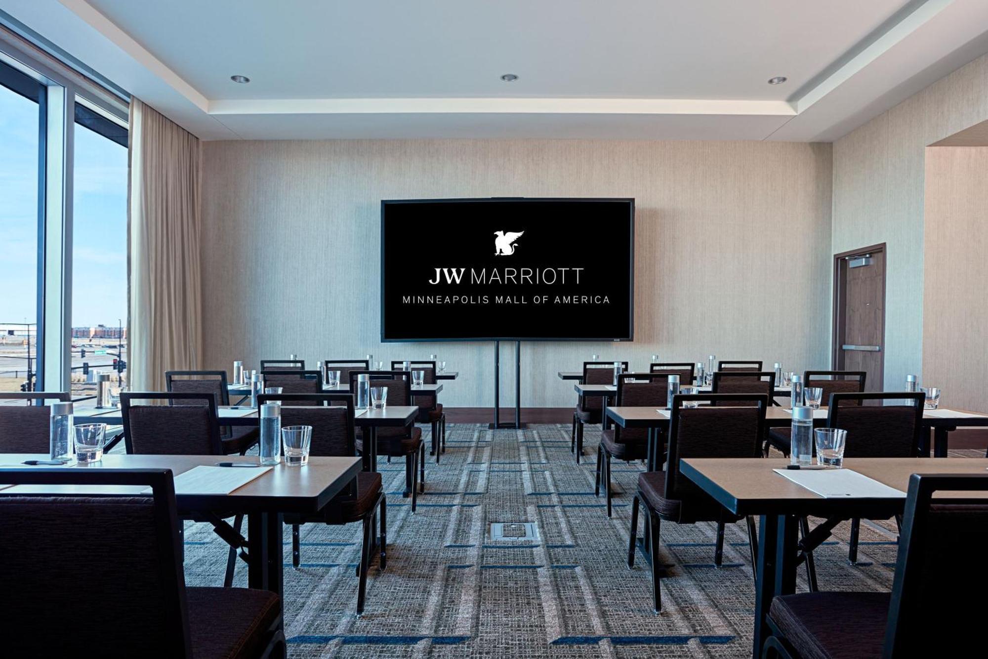 Jw Marriott Minneapolis Mall Of America Блумингтън Екстериор снимка